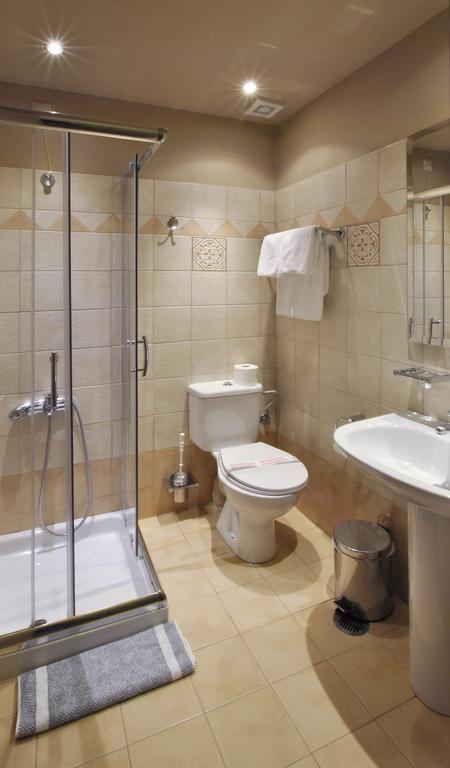 Kentrikon Hotel Lagkadia Ruang foto