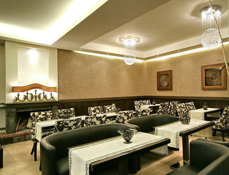 Kentrikon Hotel Lagkadia Bagian luar foto