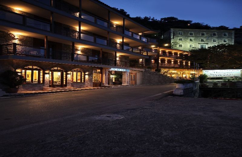 Kentrikon Hotel Lagkadia Bagian luar foto